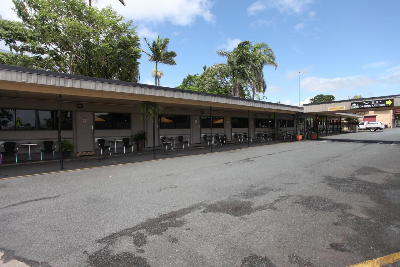 Tandara Hotel Motel Sarina Exterior foto